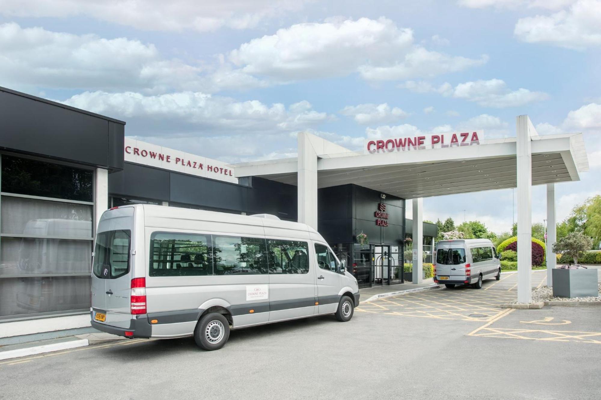 Crowne Plaza Manchester Airport, An Ihg Hotel Hale  Exterior foto